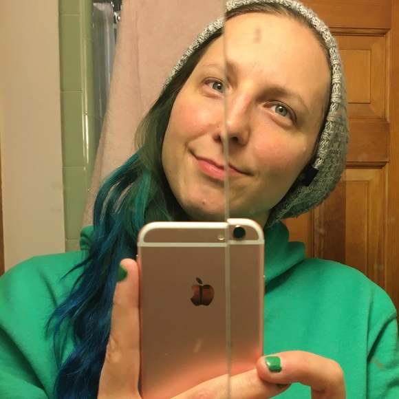 Meet your Posher, Laura - Picture 6 of 16